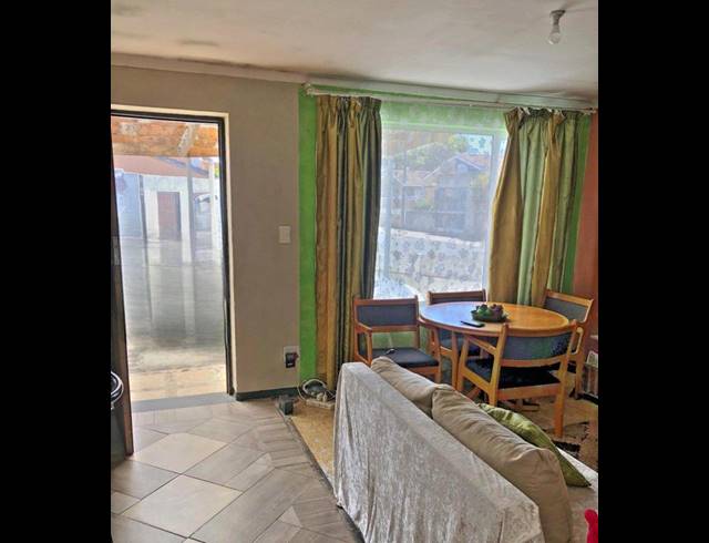 3 BEDROOM HOUSE FOR SALE IN PORTLANDS